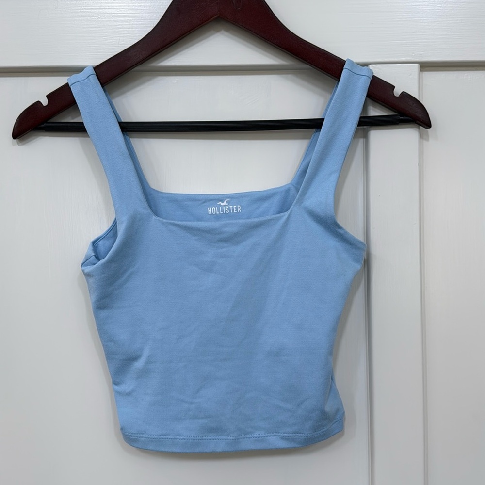 Hollister cropped tank sz XS